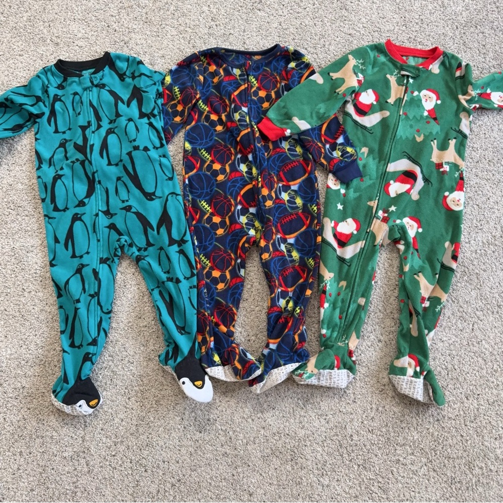 Carter's/ Kids Headquarters Toddler Boys Fleece Footed Pajamas 3 Set Size: 2T